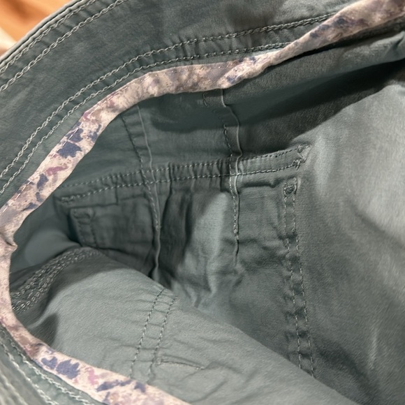 Croft Barrow capri pants - Picture 4 of 8